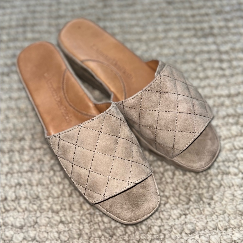 L’Amour Des Pieds Jehanna Sandal - Chic Quilted Platform Slides - Taupe